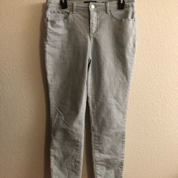 CHARTER Club Bristol Skinny Ankle Jeans Size 10P - Picture 1 of 8